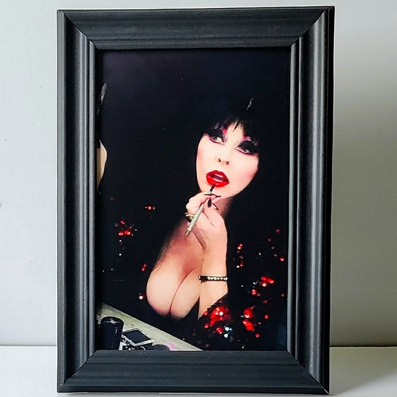 Elvira Horror Queen Cult Classic Gothic Punk Rock 80s 90s framed print - Picture 2 of 3